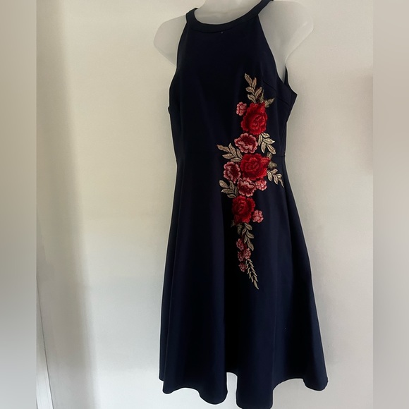 Liza Luxe ModCloth navy embroidered dress NWT - Picture 12 of 14